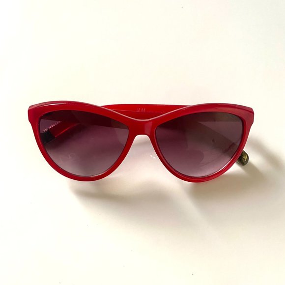 Red Cat-Eye Sunglasses - Picture 2 of 3